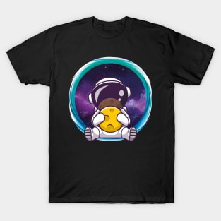 Astronaut Holding the Moon T-Shirt